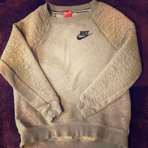 Nike Hi-Lo Sweatshirt
